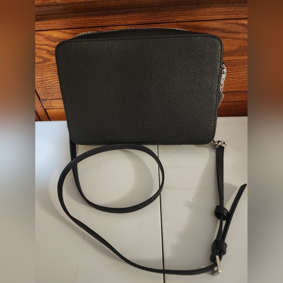 Michael Kors Women's Crossbody Bag NWT - Picture 2 of 10